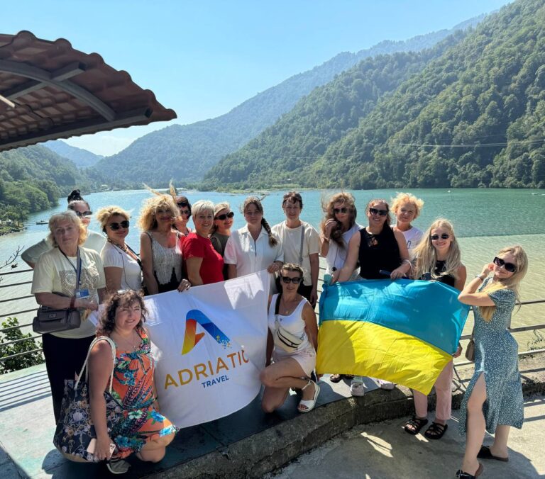 «Гамарджоба, Грузія: Батумі, Тбілісі + хінкалі»
