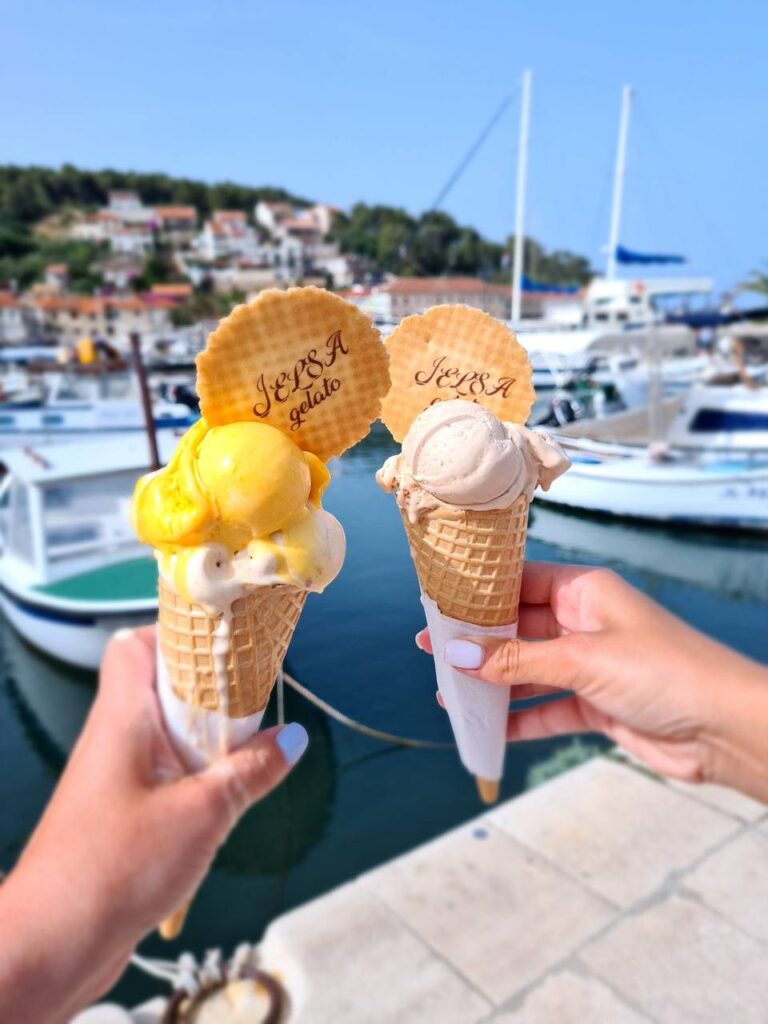 «Just Hvar. Просто Хвар» (7 ночей на морі в Хорватії)