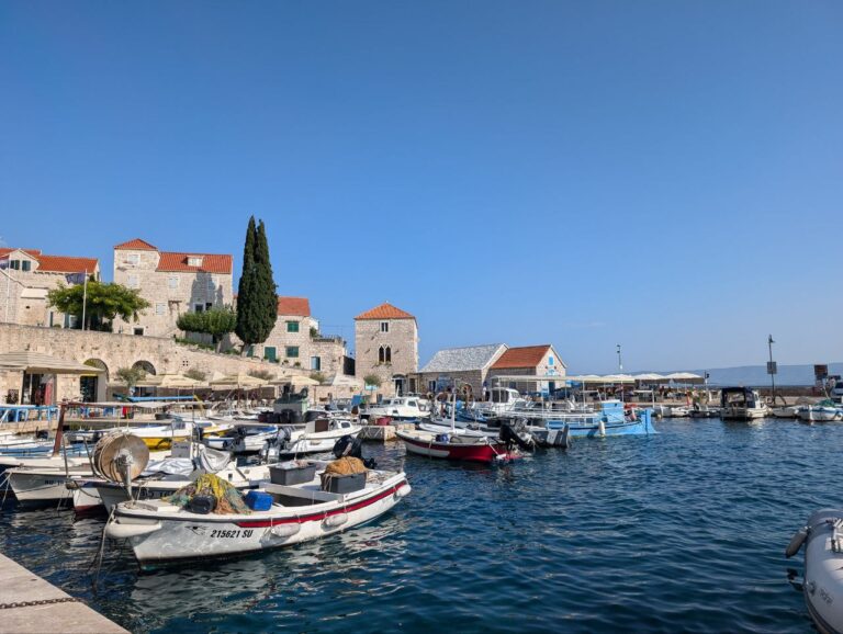 «Just Hvar. Просто Хвар» (7 ночей на морі в Хорватії)