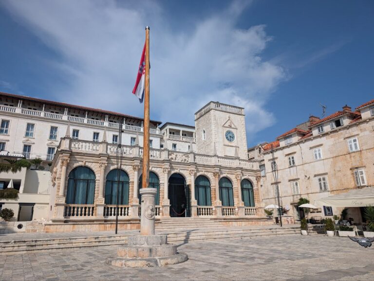 «Just Hvar. Просто Хвар» (7 ночей на морі в Хорватії)