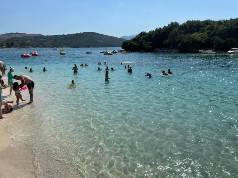 «Красуня Албанія»