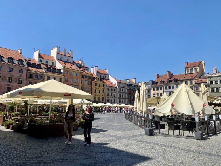 «Польськими містами – Краків, Вроцлав, Варшава + Енерджіландія, Африкаріум і аквапарк»
