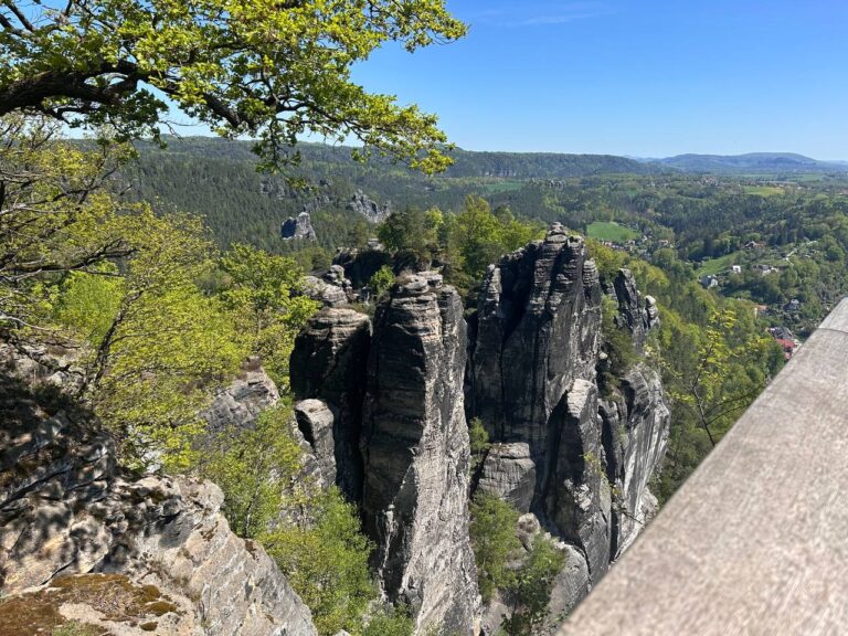 «Богемські вихідні: 3 ночі в Празі + Дрезден, Карлові Вари, Чеський Крумлов»