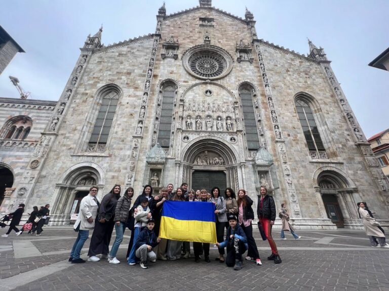 «Між вершинами Альп: Італія + Швейцарія»