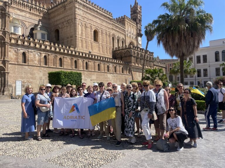 «Buona sera, Сицилія: Палермо, Катанія, Етна + морський круїз»