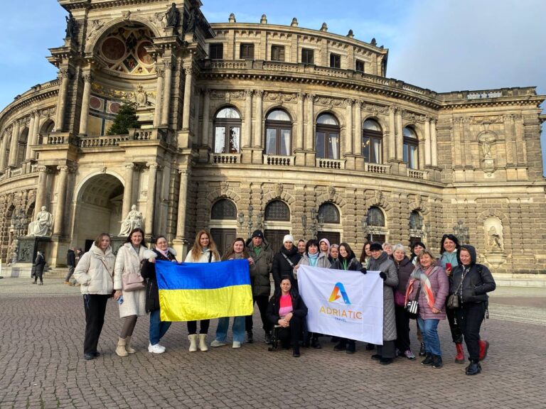 «Різдвяні ярмарки у Німеччині»