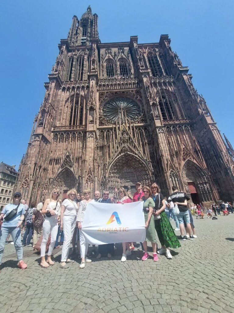 «Два дні в серці Швейцарії: Берн, Гріндельвальд, Цюрих!»