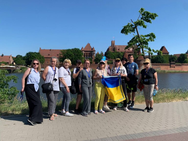 «Земля фіордів, льодовиків… Норвегія…»